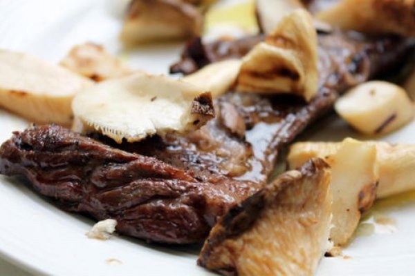 Cum sa faci cea mai gustoasa friptura la gratar din lume