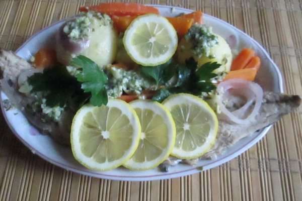 Rasol de macrou cu pesto de pătrunjel și alune