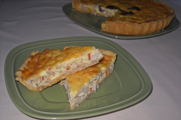Tarta cu piept de pui si ciuperci