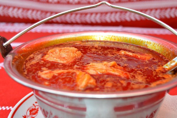 Halaszle - cea mai gustoasa ciorba de peste