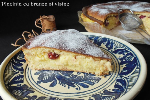 Placinta cu branza si visine
