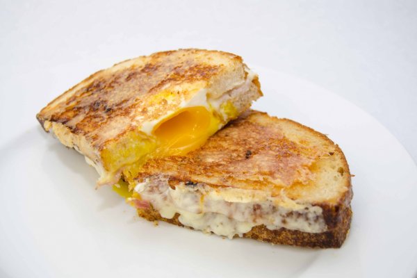 Cum sa faci cel mai bun sandvis pentru micul dejun