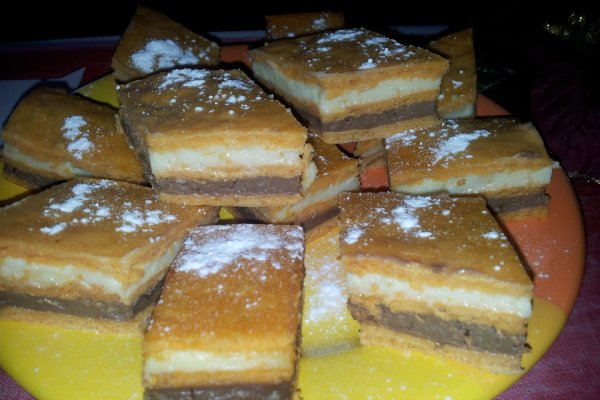 Prajitura cu foi de bulion si 2 creme