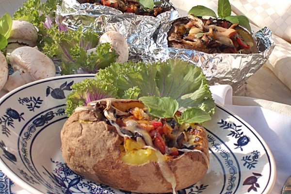 Cartofi copti si umpluti