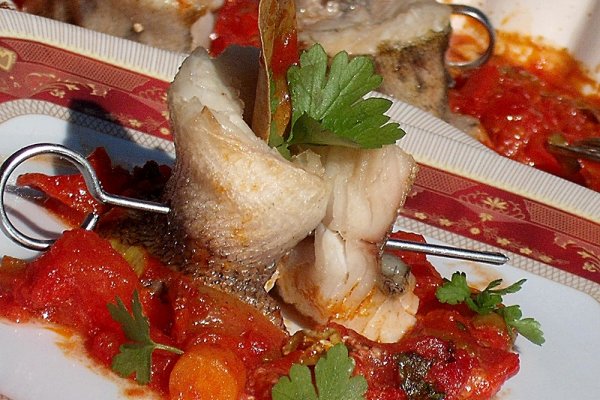 Rulouri de salau cu legume la cuptor