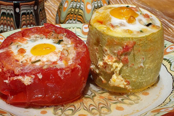 Dovlecei si rosii umplute, la cuptor