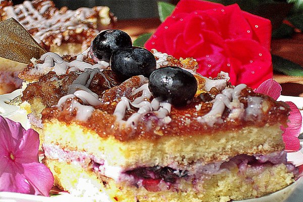 Prajitura cu afine, ciocolata alba si krantz