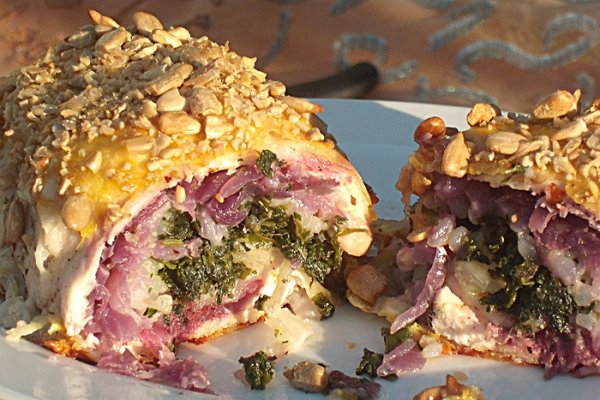 Rulouri de pui impachetate in foi