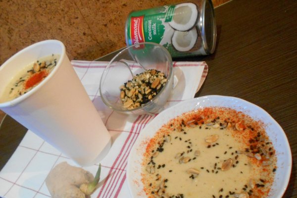 Supa crema de linte cu lapte de cocos