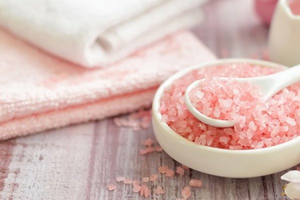 Care sunt beneficiile consumului de sare de Himalaya, cea mai curata sare din lume