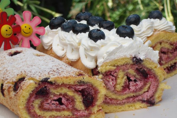 Rulada cu dulceata de afine