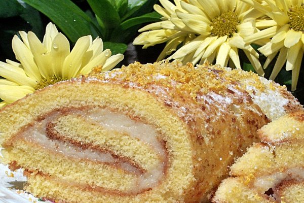 Rulada din faina de orez cu crema de gris