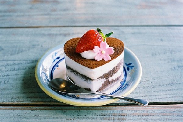 Cele mai potrivite deserturi pentru Ziua Indragostitilor - 20 de retete cu dragoste