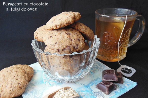 Fursecuri cu ciocolata si fulgi de ovaz