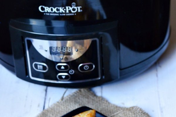 Cartofi wedges la slow cooker Crock-Pot