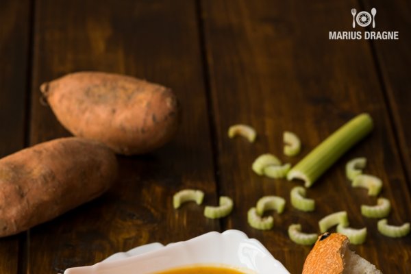 Supa de cartofi dulci la slow cooker Crock-Pot – de post