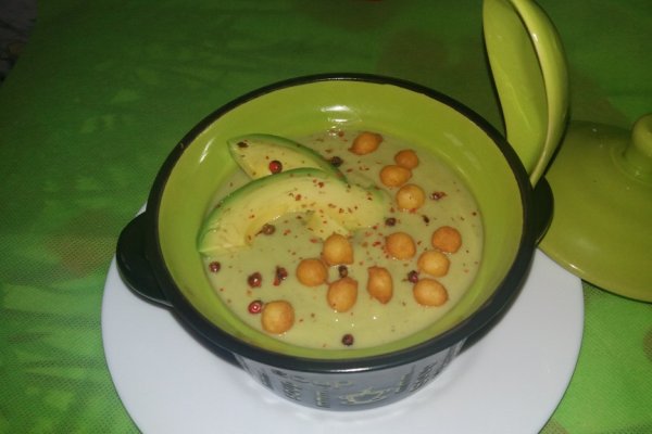 Supa rece de avocado