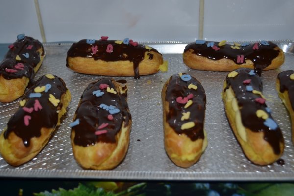 Eclere cu crema de vanilie