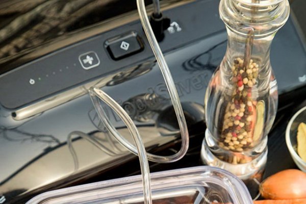 Marinare rapida cu legume pregatita cu aparatul de marinat FoodSaver