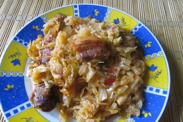 Varza dulce cu piept de porc