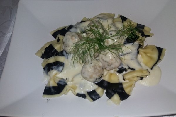 Perisoare in sos de smantana