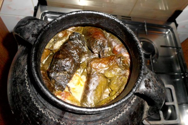 Sarmalute in foi de vita de vie si varza murata