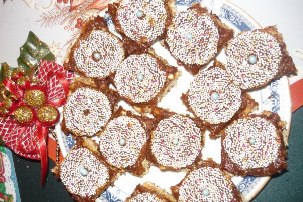 Prajitura festiva caramel