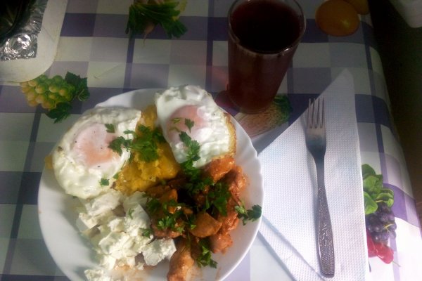 Tochitura cu piept de pui