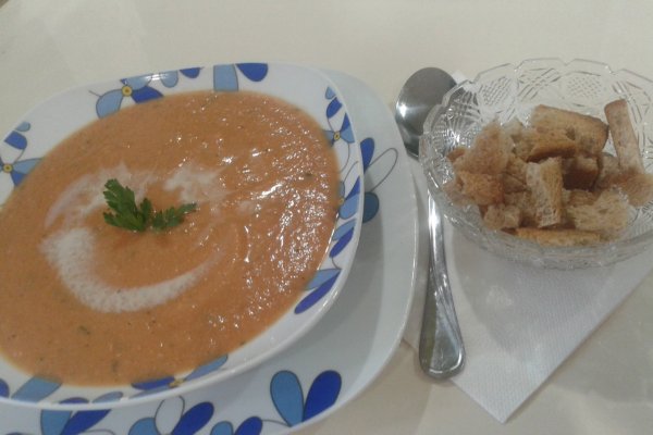 Supa crema de linte rosie cu sirop de agave