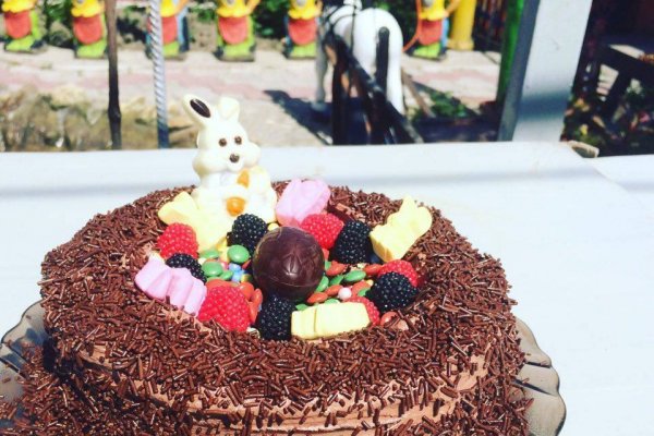 Tort cuib surpriza pentru Iepuras