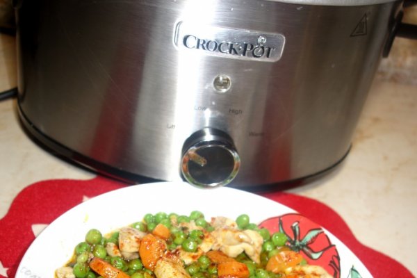 Mazare cu pulpe dezosate de pui, gatita la slow cooker Crock-Pot Manual 3.5 l