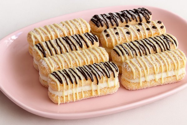 Piscoturi cu crema de mascarpone – desert fara coacere, rapid si delicios