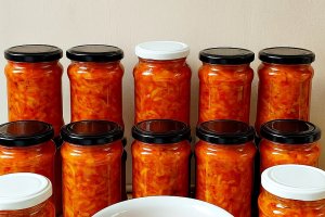 Tocana de legume cu orez pentru iarna – reteta simpla si gustoasa de conserva