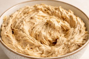 Crema de mascarpone si cafea - reteta rapida si delicioasa, gata in 10 minute