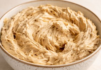 Crema de mascarpone si cafea - reteta rapida si delicioasa, gata in 10 minute
