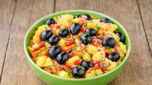 Salata orientala de post - reteta simpla, gustoasa si usor de preparat