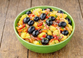 Salata orientala de post - reteta simpla, gustoasa si usor de preparat
