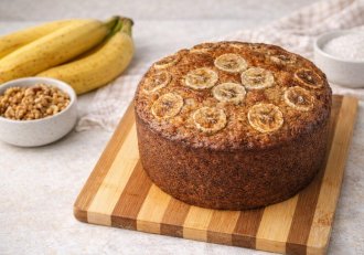 Prajitura pufoasa cu banane - reteta de post simpla si gustoasa
