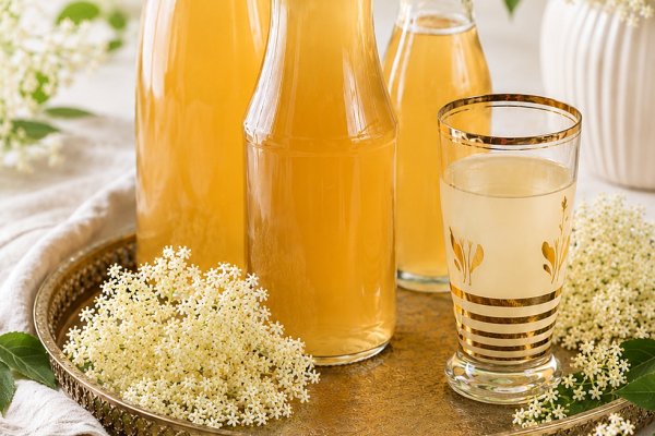 Sirop de soc preparat la rece - reteta naturala, aromata si usor de facut