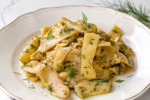Pastai cu usturoi - reteta de pastai inabusite sau pastai scazute